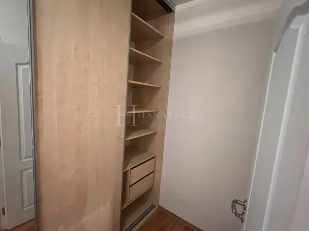 Pronájem bytu 1+1, Praha - Záběhlice, Práčská, 38 m2