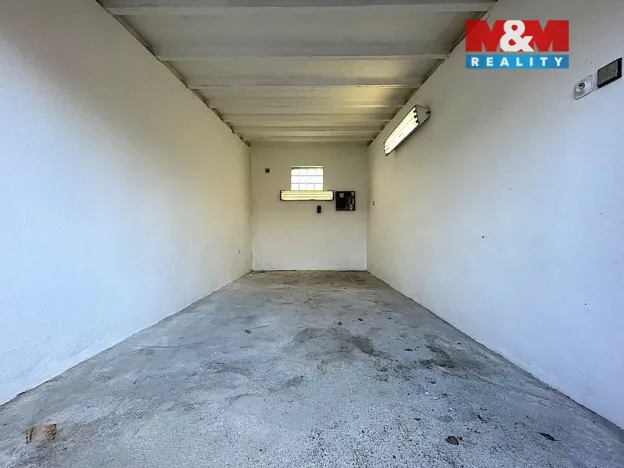 Prodej garáže, Planá nad Lužnicí, ČSLA, 18 m2