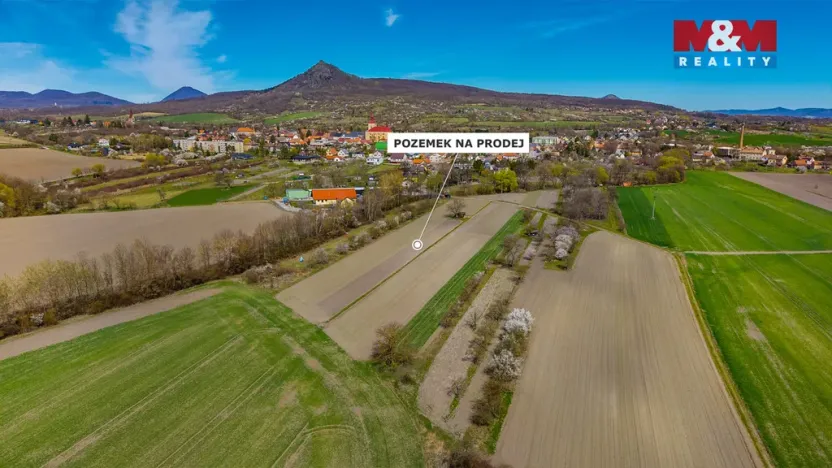 Prodej pole, Třebenice, 3309 m2