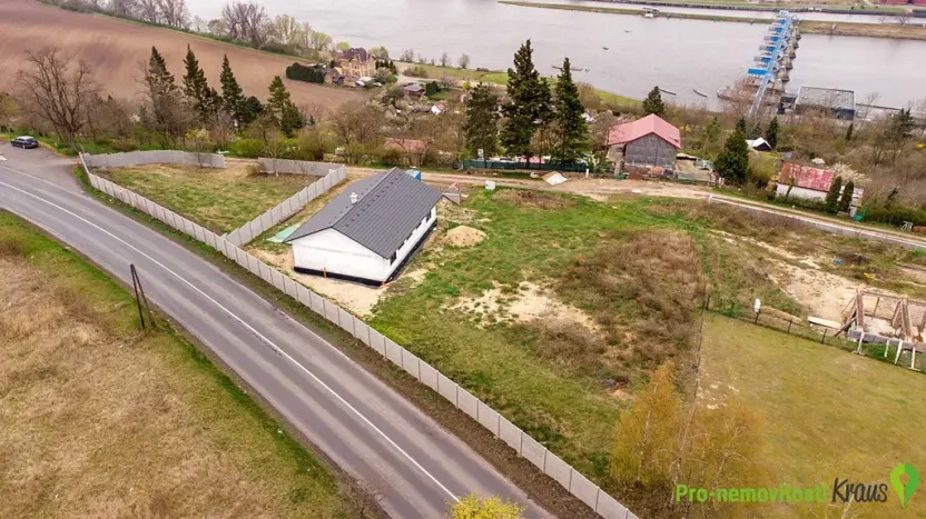 Prodej pozemku pro bydlení, Hoštka, 1297 m2