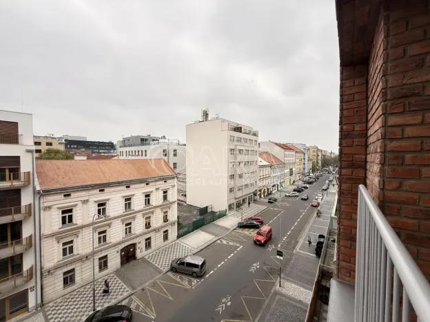 Pronájem bytu 1+kk, Praha - Karlín, Křižíkova, 32 m2