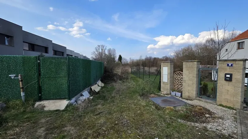 Dražba komerčního pozemku, Praha - Ďáblice, Červenomlýnská, 3900 m2