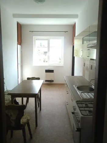 Pronájem bytu 1+1, Praha - Břevnov, Nad Kajetánkou, 40 m2