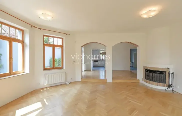 Pronájem vily, Praha - Nebušice, 250 m2
