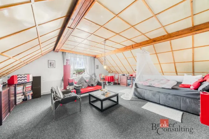 Prodej rodinného domu, Dolany, 198 m2