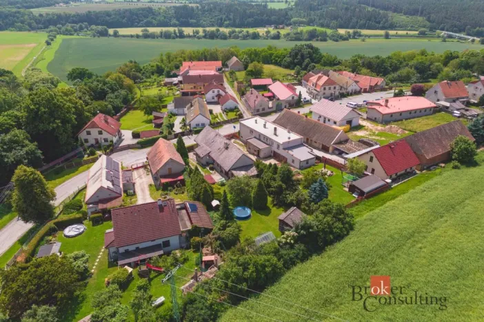 Prodej rodinného domu, Dolany, 198 m2