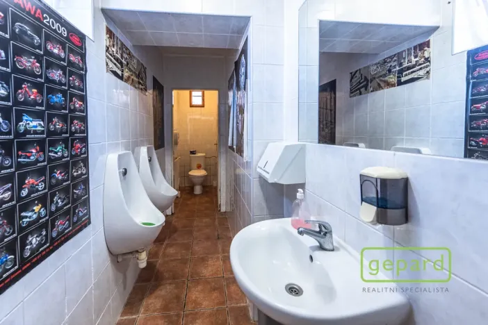 Prodej restaurace, Středokluky, Školská, 568 m2