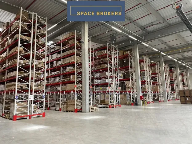 Pronájem skladu, Brno, 7800 m2