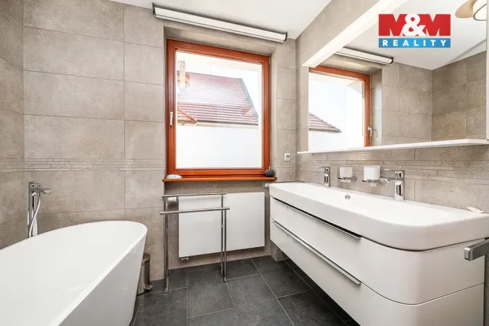 Prodej rodinného domu, Praha, U páté baterie, 312 m2