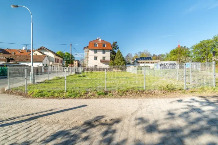 Pronájem komerčního pozemku, Praha - Braník, 542 m2