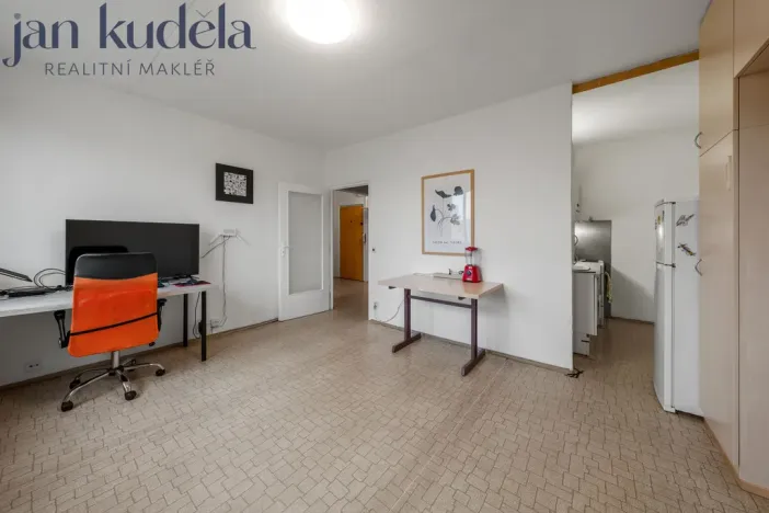 Prodej bytu 2+kk, Brno, Bzenecká, 39 m2