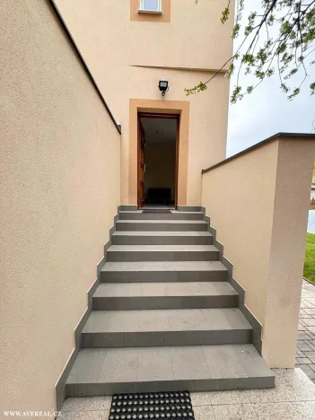 Prodej rodinného domu, Vestec, Vestecká, 167 m2