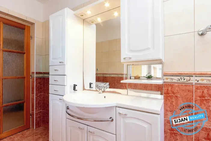 Prodej rodinného domu, Opava, Slezská, 275 m2