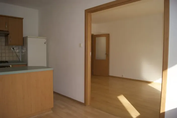 Pronájem bytu 3+1, Praha - Kobylisy, Třeboradická, 67 m2