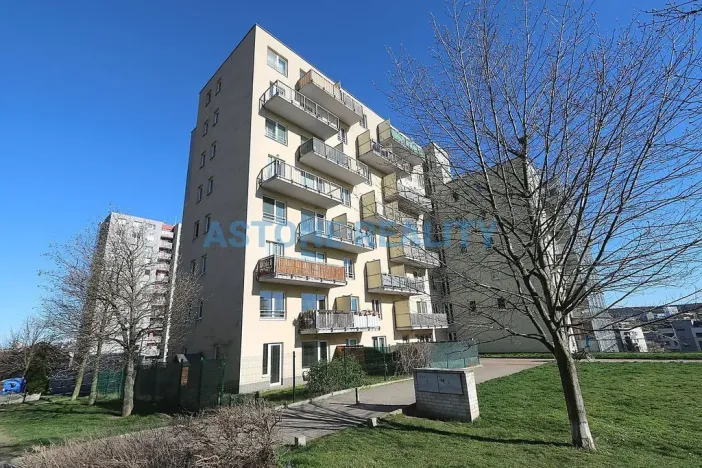 Prodej bytu 2+kk, Praha - Michle, V dolině, 58 m2