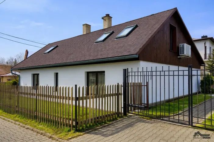 Prodej rodinného domu, Dolní Lhota, Přihlávky, 150 m2