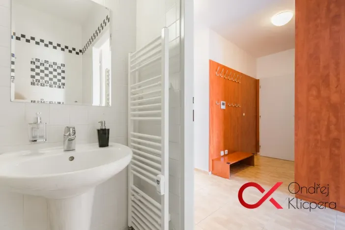 Pronájem bytu 4+kk, Praha - Újezd nad Lesy, Žiželická, 88 m2