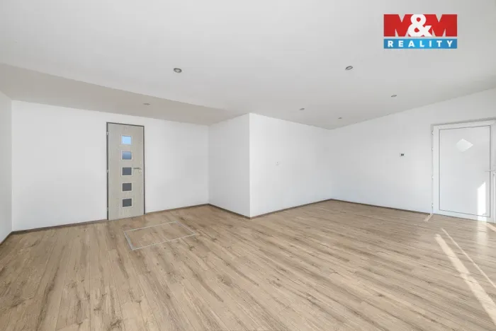 Prodej rodinného domu, Řečany nad Labem, K Tišině, 266 m2