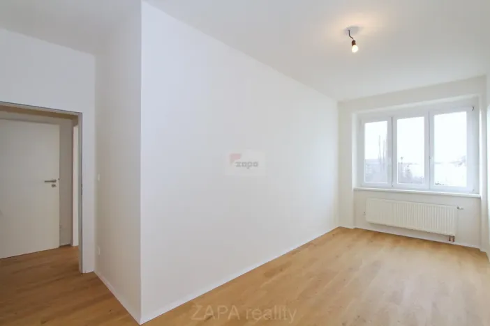 Pronájem bytu 3+kk, Praha - Holešovice, Ortenovo náměstí, 62 m2