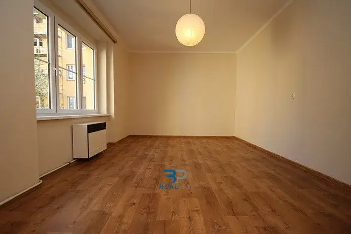 Prodej bytu 2+1, Praha - Holešovice, Jateční, 52 m2