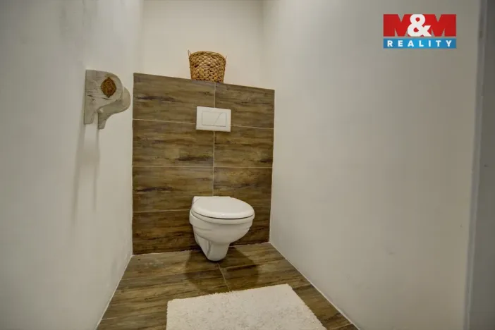 Pronájem bytu 2+1, Hostinné, Horská, 54 m2