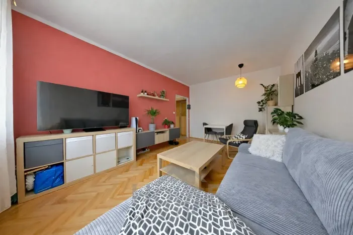 Prodej bytu 2+1, Praha - Hostivař, Horolezecká, 52 m2