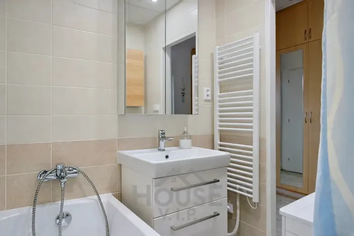 Prodej bytu 2+1, Praha - Hostivař, Horolezecká, 52 m2