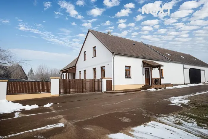 Pronájem výrobních prostor, Velešín, 200 m2