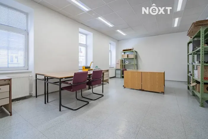 Prodej kanceláře, České Budějovice, Jírovcova, 784 m2