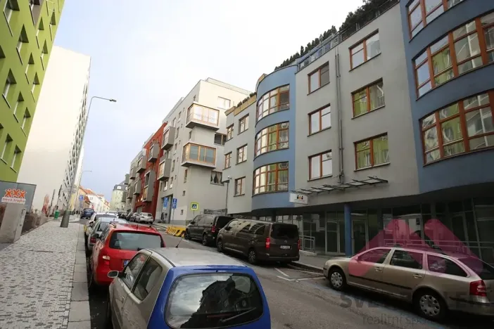 Pronájem bytu 2+kk, Praha - Žižkov, Jeseniova, 53 m2