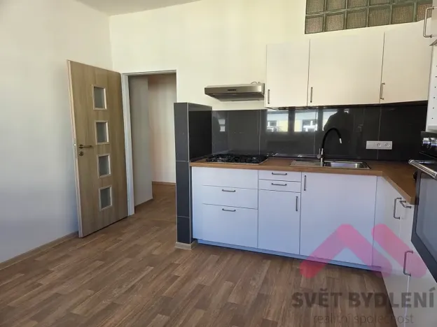 Pronájem bytu 2+1, Praha - Žižkov, Ambrožova, 82 m2