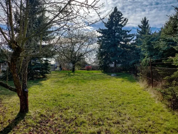 Pronájem zahrady, Plzeň, Za Sadem, 622 m2