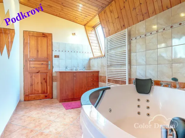 Prodej rodinného domu, Zašová, 251 m2