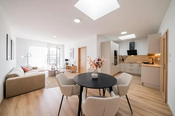 Prodej bytu 2+kk, Praha - Hloubětín, Mochovská, 63 m2