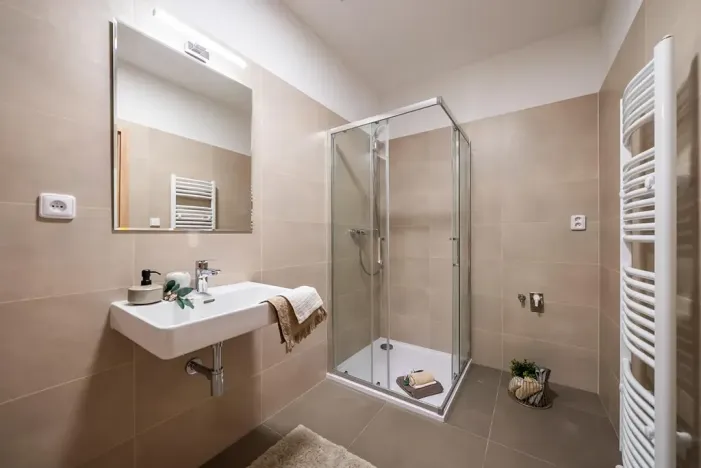 Prodej bytu 2+kk, Praha - Hloubětín, Mochovská, 63 m2