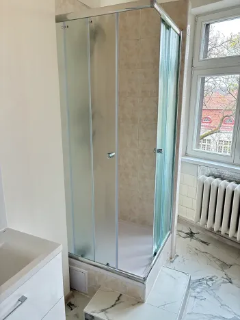 Pronájem bytu 1+kk, Karlovy Vary, T. G. Masaryka, 27 m2