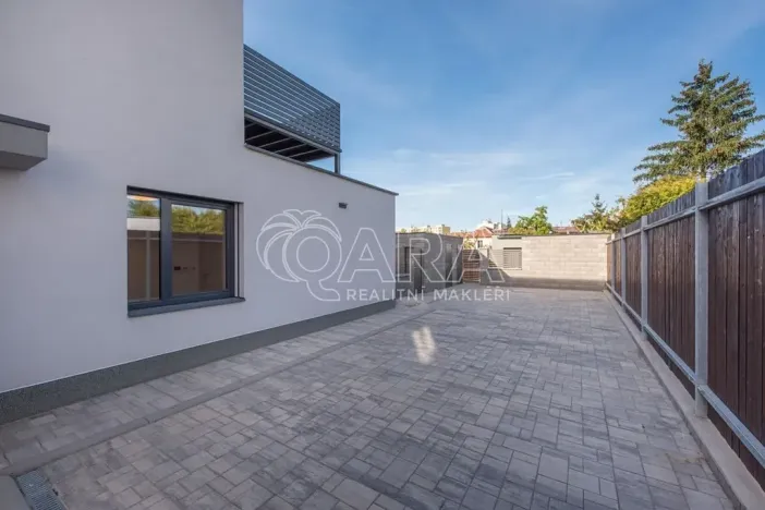 Pronájem bytu 1+kk, Praha - Chodov, Švabinského, 25 m2