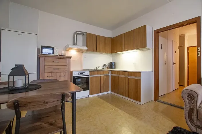 Prodej bytu 2+kk, Tábor, nám. Přátelství, 40 m2