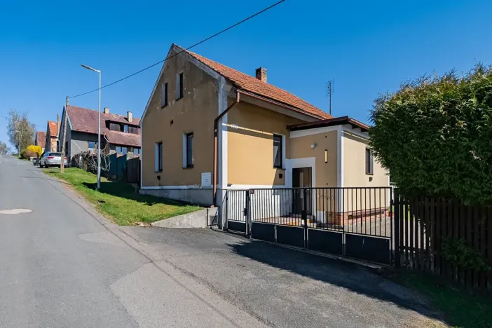 Prodej rodinného domu, Krupá, 102 m2