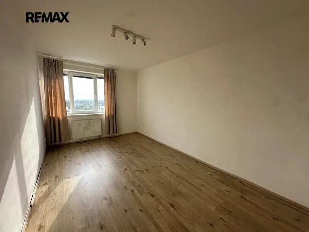Pronájem bytu 2+kk, Kladno, Jaroslava Holečka, 53 m2