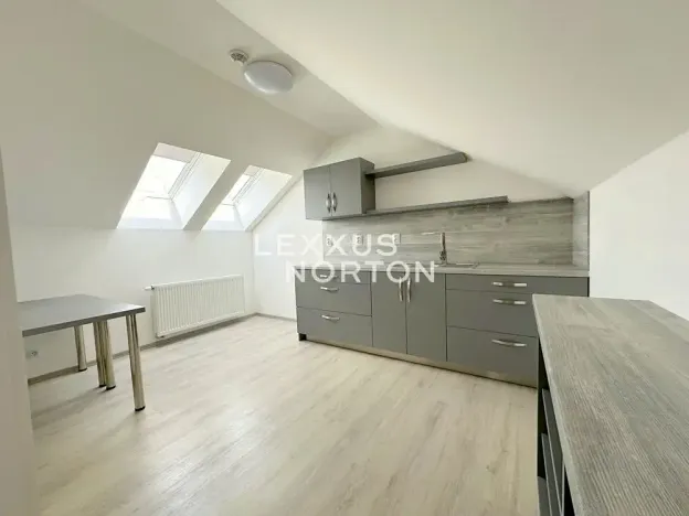 Prodej vily, Nižbor, Ke Hřišti, 390 m2