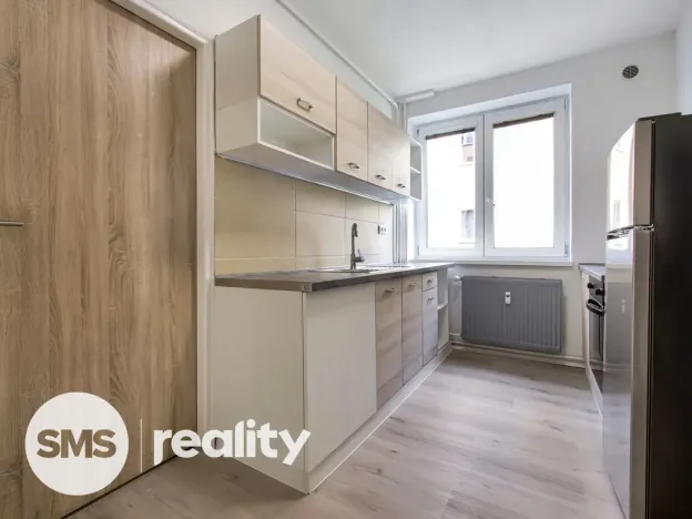 Pronájem bytu 1+1, Ostrava - Moravská Ostrava, Garážní, 36 m2