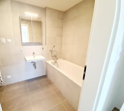 Pronájem bytu 2+kk, Praha - Dolní Chabry, Do rybníčků, 62 m2