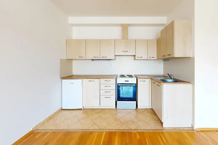 Pronájem bytu 2+kk, České Budějovice, Jar. Haška, 43 m2