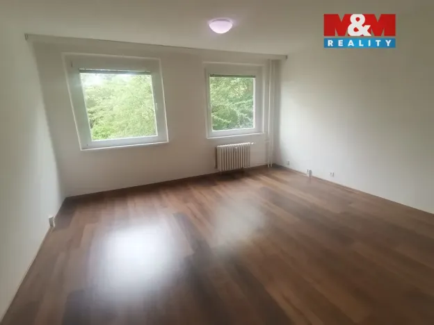 Pronájem bytu 1+kk, Ústí nad Labem - Krásné Březno, Obvodová, 32 m2