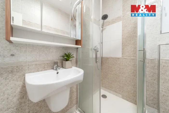 Prodej rodinného domu, Zlatá, 148 m2