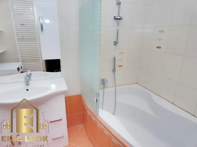 Prodej bytu 3+kk, Chleny, 66 m2