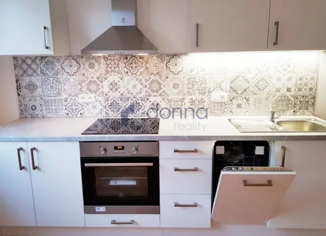 Pronájem bytu 3+kk, Praha, Oravská, 54 m2