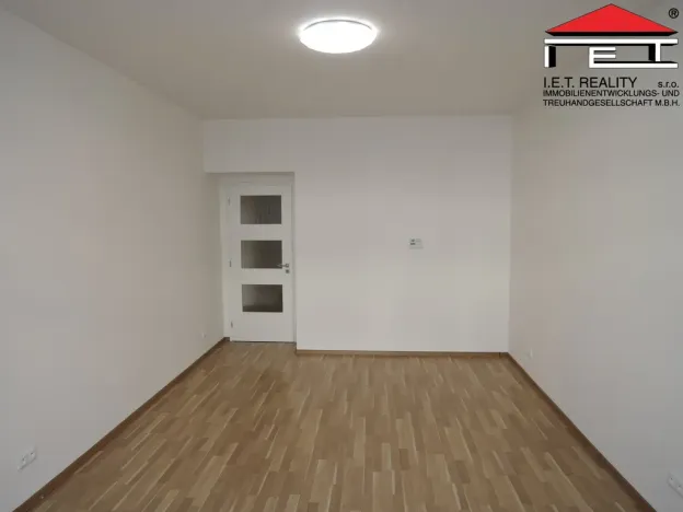 Pronájem bytu 3+kk, Praha - Nusle, Táborská, 78 m2