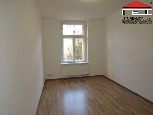 Pronájem bytu 3+kk, Praha - Nusle, Táborská, 78 m2
